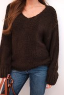 Sweter damski z domieszką wełny z dekoltem V brązowy