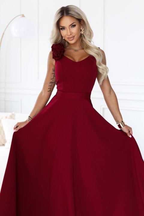 643-9 Elegancka wieczorowa suknia maxi z rozcięciem i różami - bordowa Numoco