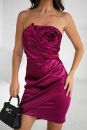 Elegancka Mini Sukienka Z Drapowaną Różą W Kolorze Bordowym 337-10 - bordowy