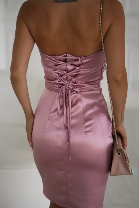 Elegancka Mini Sukienka Z Drapowaną Różą W Kolorze Różowym 337-20 - brudny róż