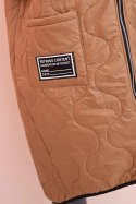 Kamizelka damska pikowana Plus Size z kapturem zapinana na zamek camelowa