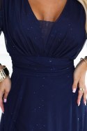 654-7 Długa połyskująca sukienka plus size z dekoltem i transparentnym rękawkiem - granatowa Numoco basic