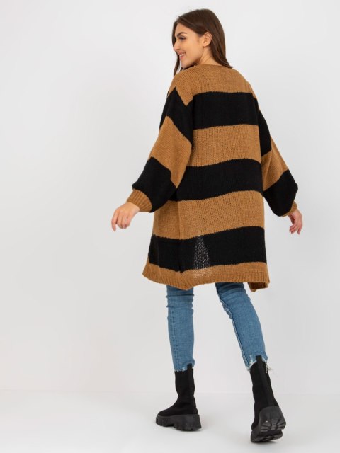 Kardigan-TW-SW-BI-M3022.29X-camelowy