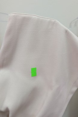 Beżowy Kombinezon Z Zakrytymi Ramionami 289-21/ II Gatunek-OUTLET
