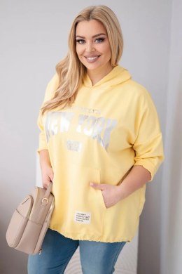 Bluza damska Plus Size masełko z kapturem i kieszenią kangurką żółta