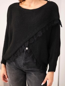 Sweter damski asymetryczny z koronkową wstawką czarny