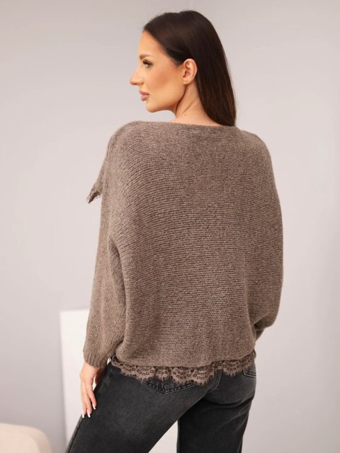 Sweter damski asymetryczny z koronkową wstawką fango