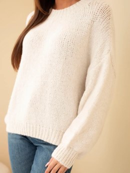 Sweter damski oversize z okrągłym dekoltem i ściągaczem jasny beżowy