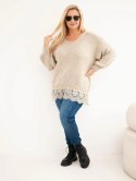 Sweter damski Plus Size z koronkowym dołem ciemny beżowy