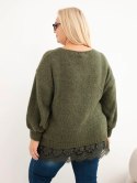 Sweter damski Plus Size z koronkowym dołem khaki