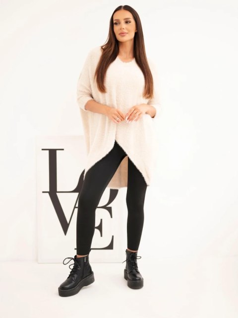 Sweter damski Plus Size z dekoltem V beżowy