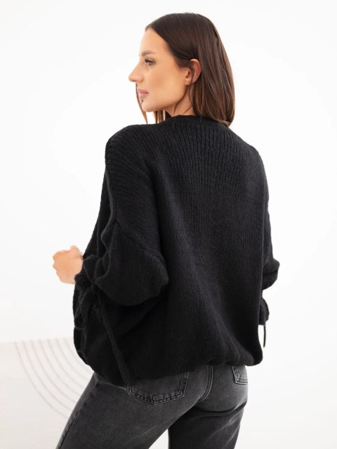 Sweter damski o luźny krój czarny