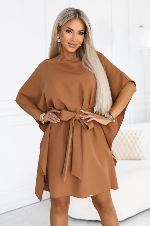 287-49 SOFIA Kobieca sukienka typu motyl z wiązaniem w pasie - toffi Numoco