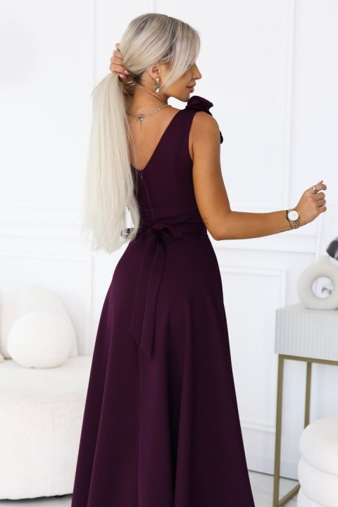 643-11 Elegancka wieczorowa suknia maxi z rozcięciem i różami - dojrzała śliwka Numoco