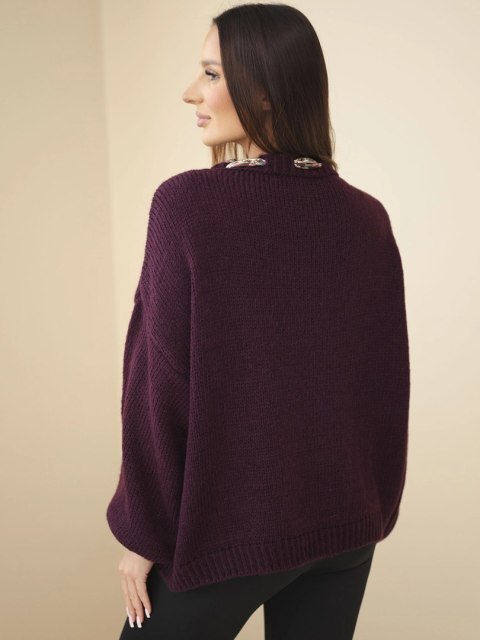 Sweter damski z ozdobnym detalem przy dekolcie śliwkowy