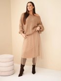 Sweter damski luźny z dodatkiem wełny z sukienka z tiulem camelowy